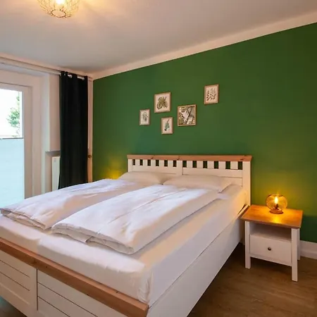 Am Bach 1 Mit Terrasse דירה בראונלאגה