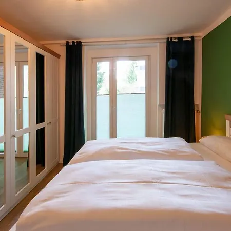 Am Bach 1 Mit Terrasse Apartment *