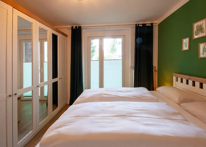 Am Bach 1 Mit Terrasse Апартаменты *