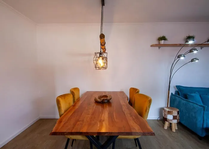 Am Bach 1 Mit Terrasse Апартаменты *